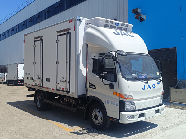 江淮帅铃EV5纯电动冷藏车