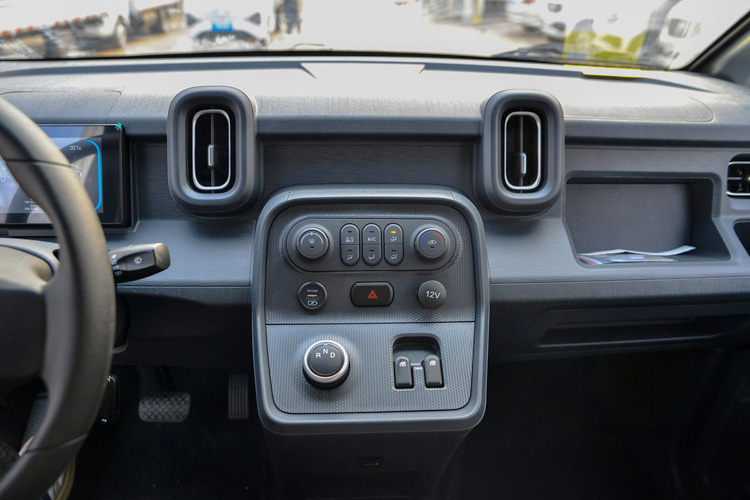 菱势黄金小卡冷藏车，五菱菱势黄金小卡纯电动冷藏车，菱势小卡纯电动冷藏车，五菱菱势纯电动冷藏车